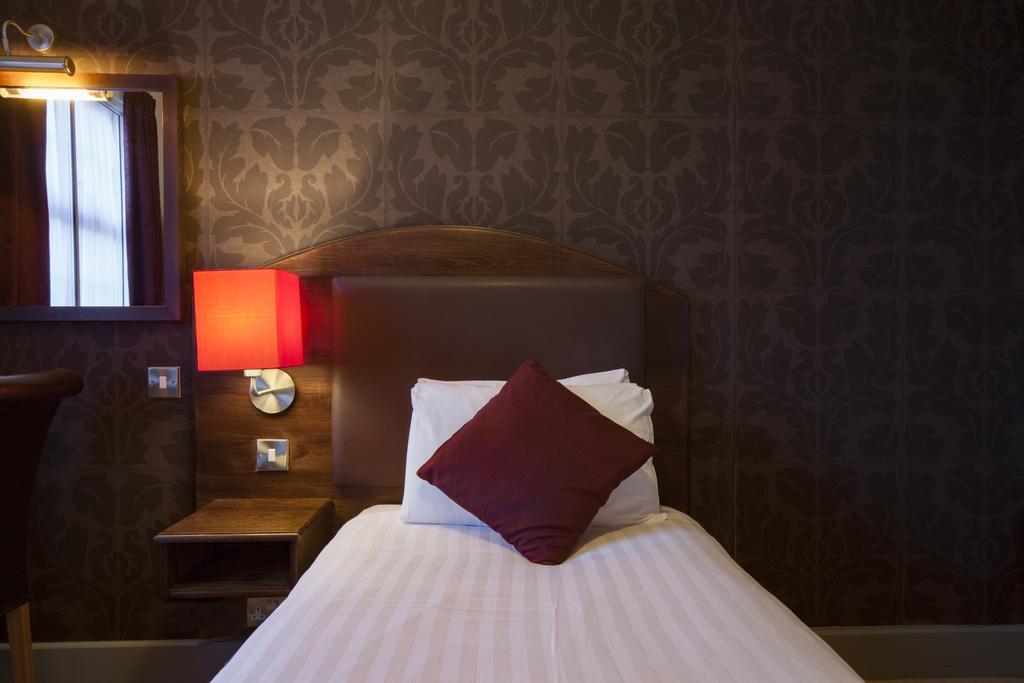 The Cathedral Hotel Salisbury Eksteriør billede
